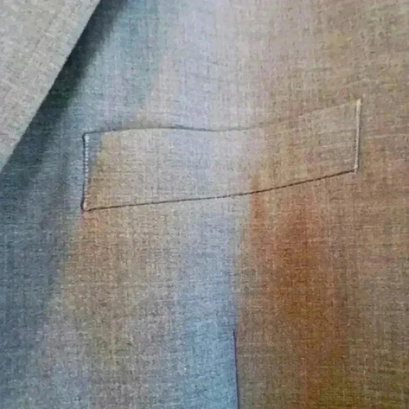 Lauren Ralph Lauren Men's tailored wool gray blazer. Size 50 - Picture 7 of 10